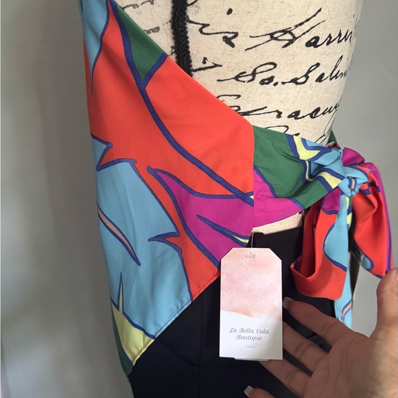 Colorful Top - Picture 7 of 7